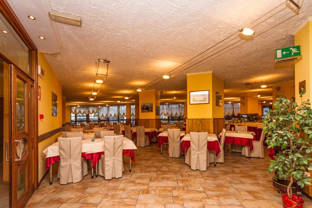 Hotel Relais Des Alpes Sauze D'Oulx Exterior photo