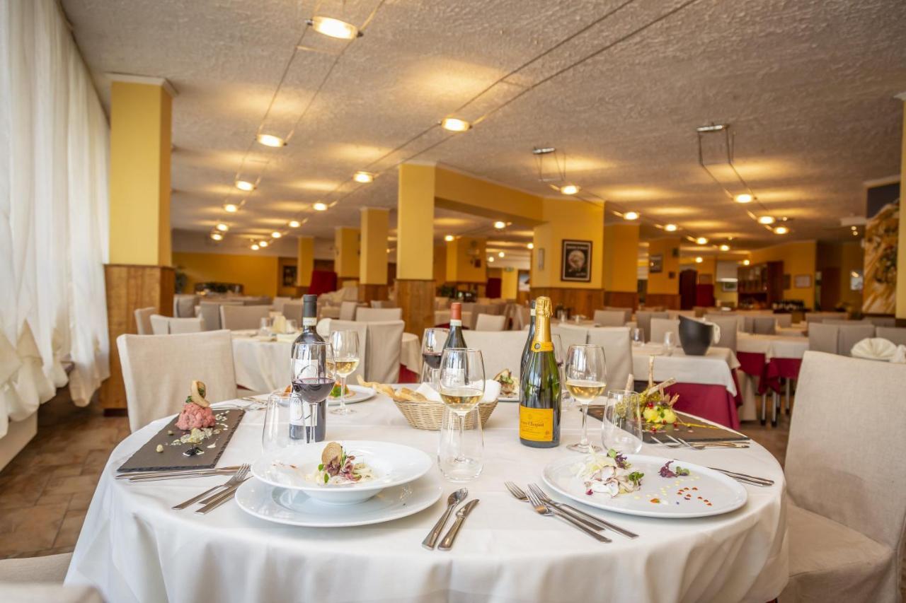 Hotel Relais Des Alpes Sauze D'Oulx Exterior photo
